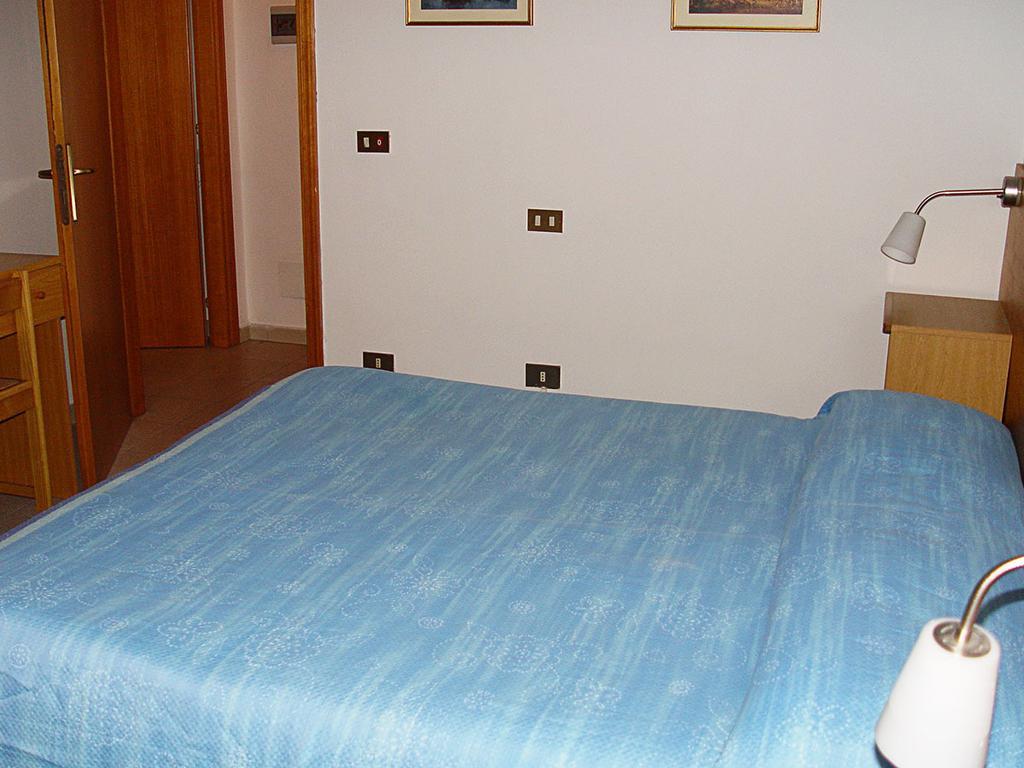 Albergo Ristorante La Torretta Castiglione dei Pepoli Rum bild